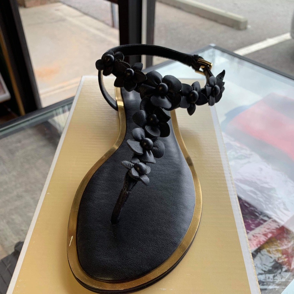 MK sandals